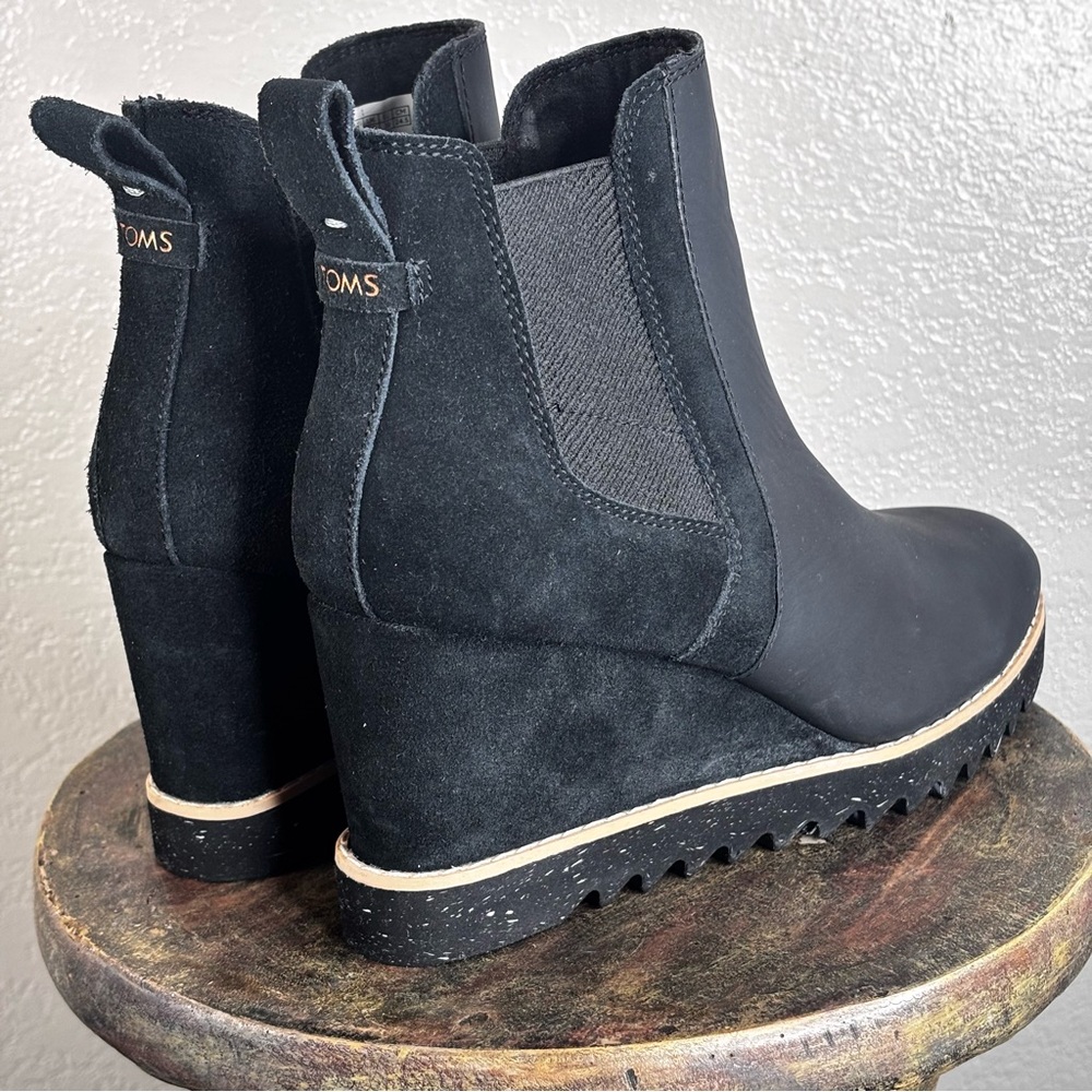 New Toms Black Leather/Suede Wedge Ankle Booties 1” Platform Lug Sole Size 7.5M - Picture 5 of 15